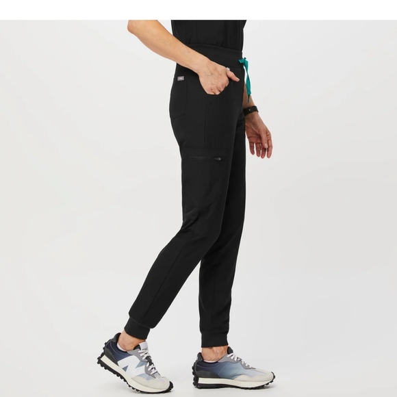 FIGS JOGGERS BLACK FREEX LINED L/T - Picture 5 of 12